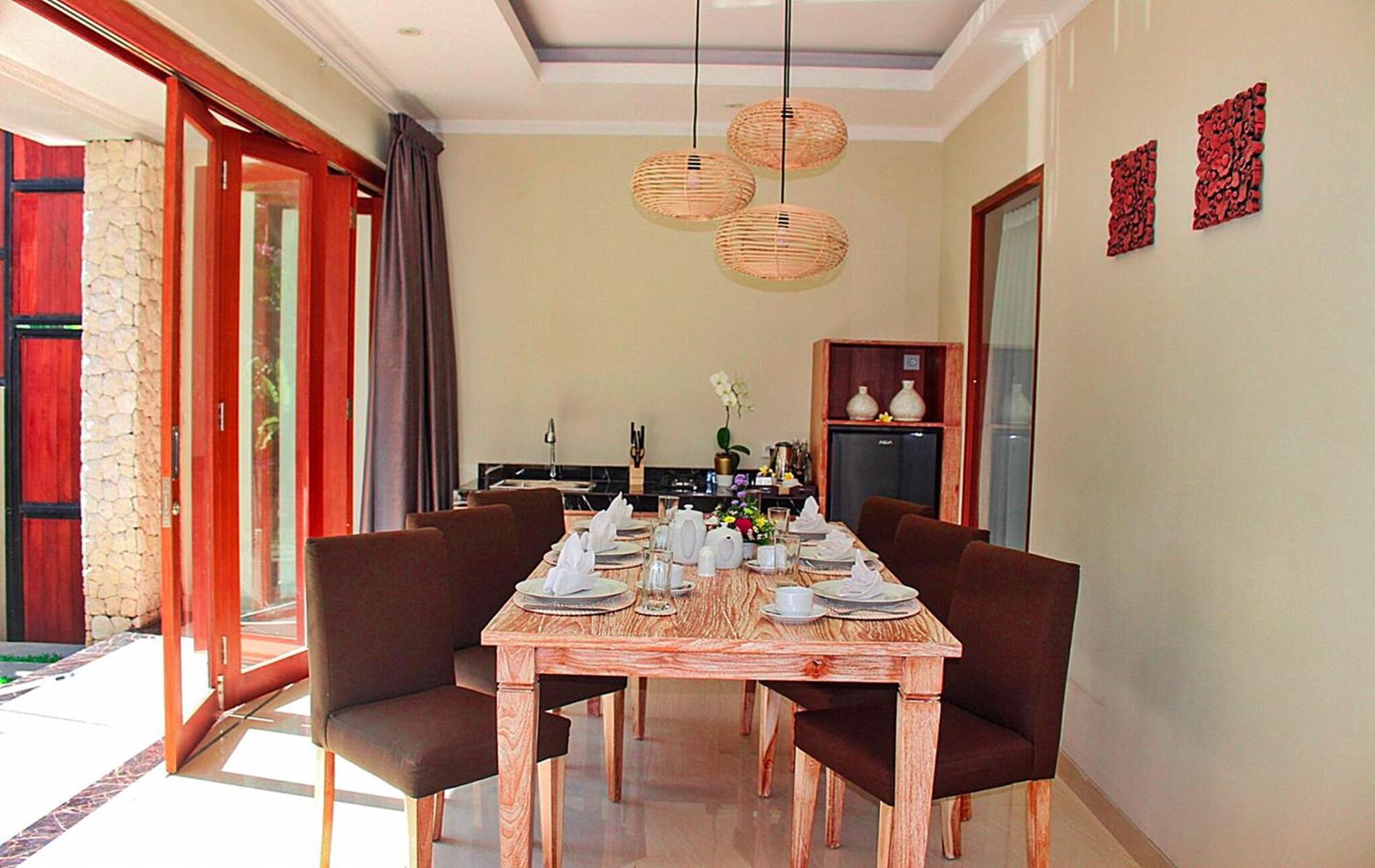 Kubu Gwk Resort Jimbaran Chambre photo